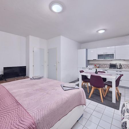 Relax Apartment Bratislava Exterior foto