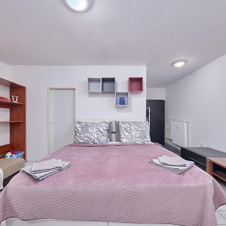 Relax Apartment Bratislava Exterior foto